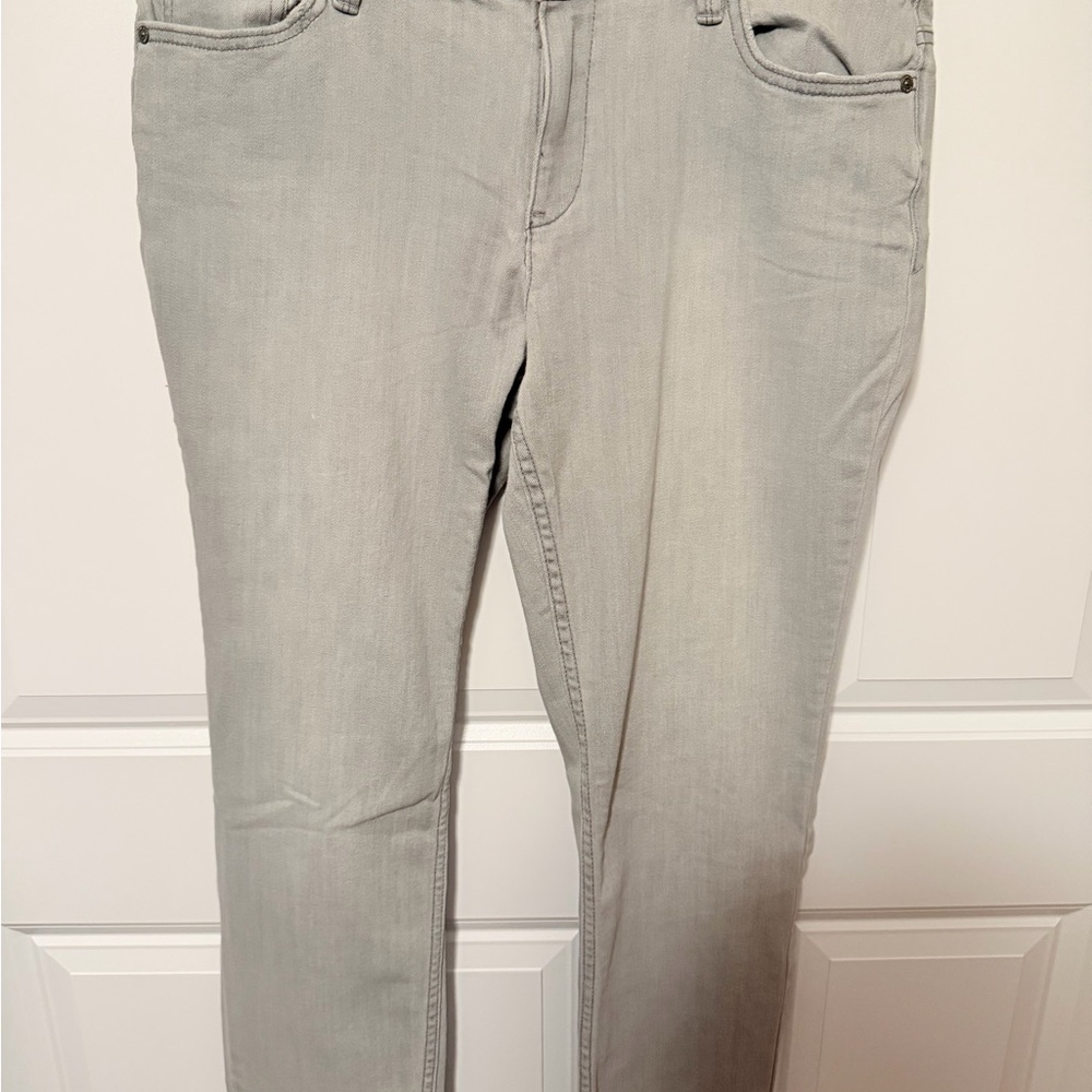 Women's Slim Straight Jeans in Light Green